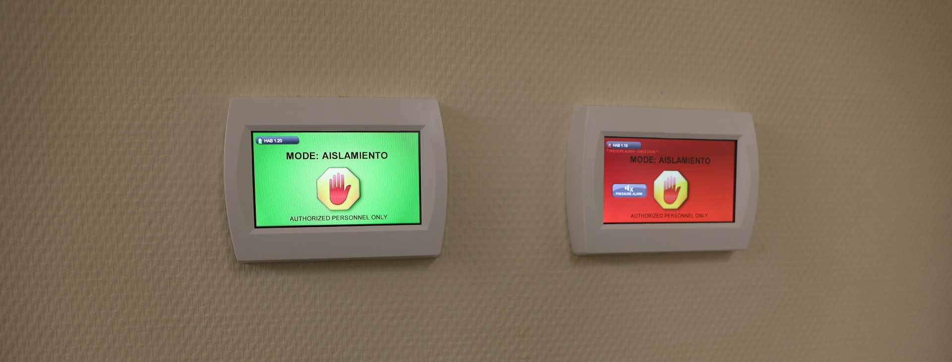 Un dispositivo electrónico indica si el modo de aislamiento está activado o no