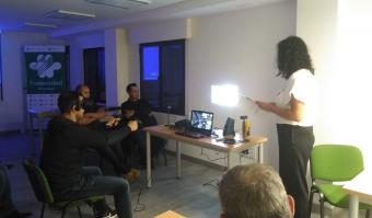 Los trabajadores simularon la conduccion en situaciones adversas