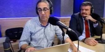 La entrevista permitió que el colectivo del taxi conociera a fondo la conducción con un simulador 