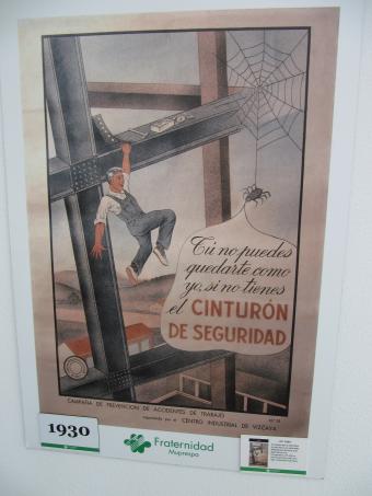 Uno de los carteles expuestos en la muestra
