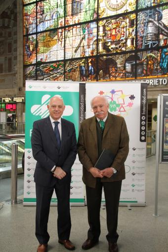 Carlos Aranda, junto a José Antonio de Bran, subdirector de Estaciones Norte de Adif