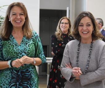 Centro Asistencial de Córdoba - Isabel Ambrosio alcaldesa de Córdoba y Inmaculada Rufián directora Provincial de la Mutua en Córdoba