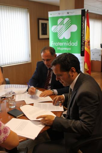 Imagen de archivo de la firma del convenio