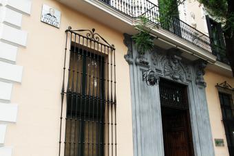 La Fraternidad compró el edificio en 1978 a los herederos del Conde de Casal