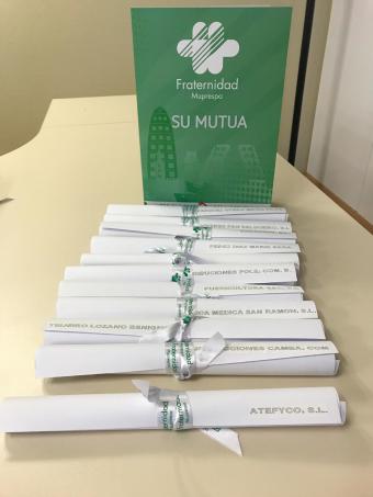 Diplomas del incentivo bonus entregados en la jornada del 17 de septiembre.