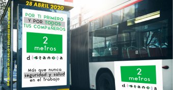 Parada de autobús con lema de la V Semana de la Prevención