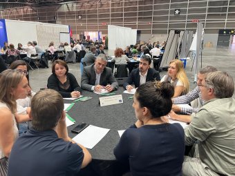 Jordi de Vicente en la mesa redonda sobre adicciones