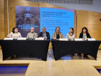 Participantes na mesa sobre prl e saúde mental