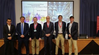 Pedro Serrera, junto al resto de participantes en la mesa 