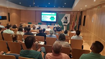 Vista de la sala durante la ponencia de Natalia Fdez. Laviada