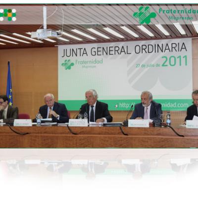Mesa presidencial de la Junta General de Fraternidad-Muprespa