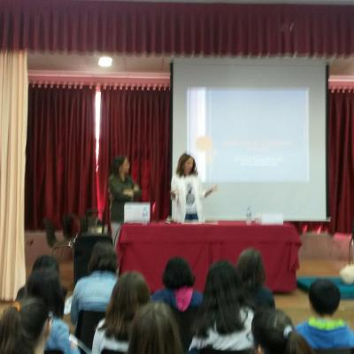 La prevención se acerca a las escuelas de Plasencia