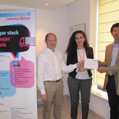 Fraternidad-Muprespa entrega el diploma Bonus 2014 a la empresa Dielectro Balear, S.A. en Illes balears