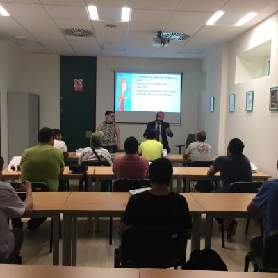 Los alumnos del Grupo ENVERA visitan las instalaciones de Fraternidad-Muprespa en Barajas