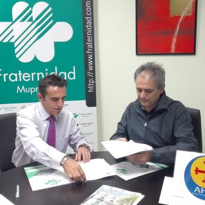 Fraternidad-Muprespa y AHM Asociación de Hostelería de Manzanares firman un convenio de colaboración