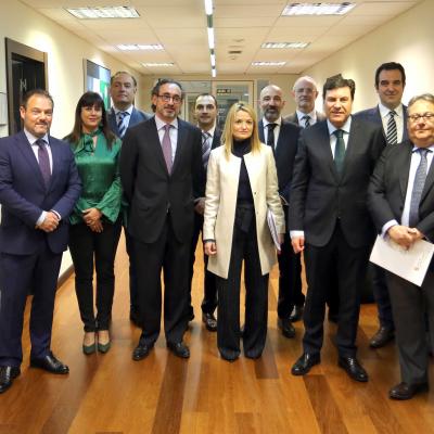 Representantes de la mutua y la junta de Castilla y León