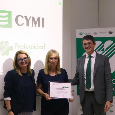 Entrega Bonus 2015 Fraternidad-Muprespa Barcelona a CYMI