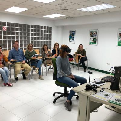 Taller de seguridad vial en Fraternidad-Muprespa Badajoz
