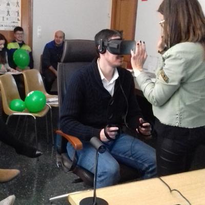 Trabajadores del Grupo Pañalón, durante el taller