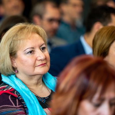 Trabajadores de Fraternidad-Muprespa escuchando la presentación del gerente de la Mutua