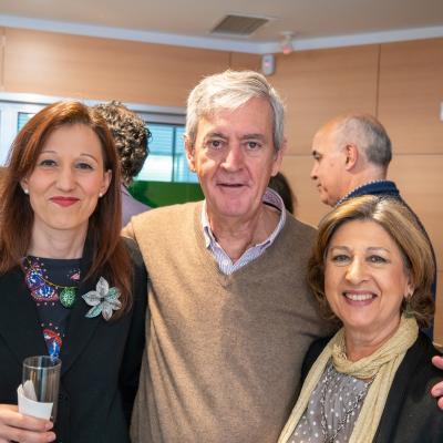 Trabajadores de Fraternidad-Muprespa junto a Domingo Redondo