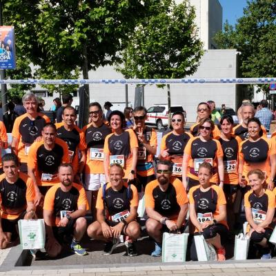 Grupo de corredores pertenecientes a un club deportivo