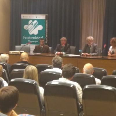 Público en la entrega de diploma bonus 2017 por Fraternidad-Muprespa en Cáceres