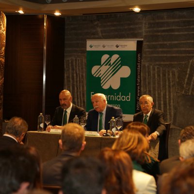 Mesa presidencial de los Premios Escolástico Zaldívar a la prevención y la salud  2017