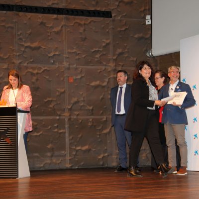 Entrega do chárter do teletraballo a Eva Ferrero, directora adxunta do Centro de RR. HH. e RSC de Fraternidad-Muprespa