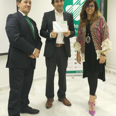 Fraternidad-Muprespa entrega el diploma Bonus 2014 a la empresa Aguas de Albacete