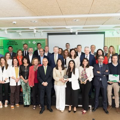 Ganadores foto de grupo
