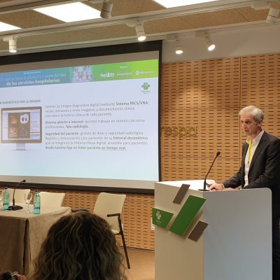 Óscar López durante su ponencia en la jornada