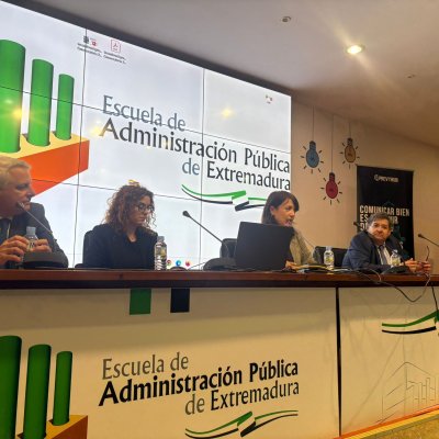 Mesa inaugural de la jornada