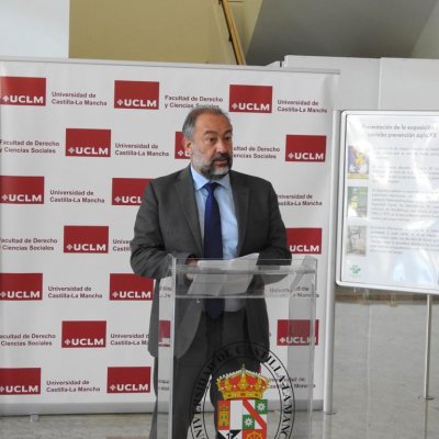 1_Julián Garde_ rector Universidad CLM