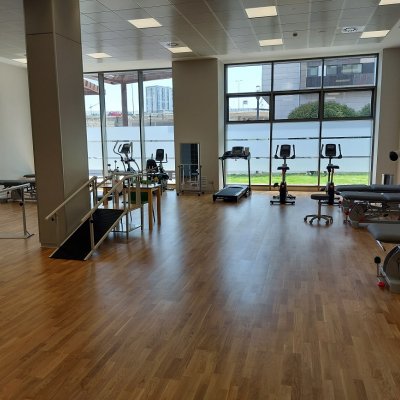 Sala de rehabilitación - Fraternidad-Muprespa A Coruña