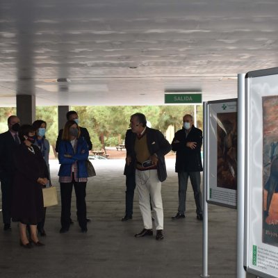 Asistentes acto de inauguración de la Exposición de Carteles.2