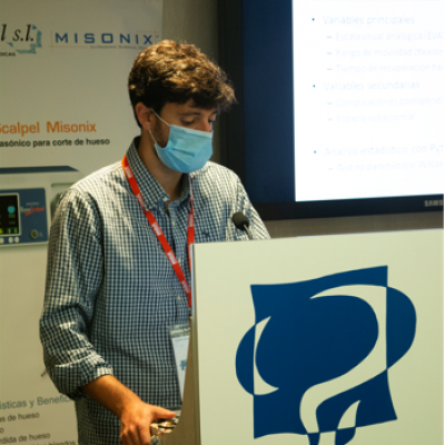 Dr. Zapata presentando