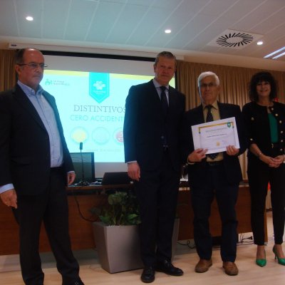 Empresa reconocida (15)