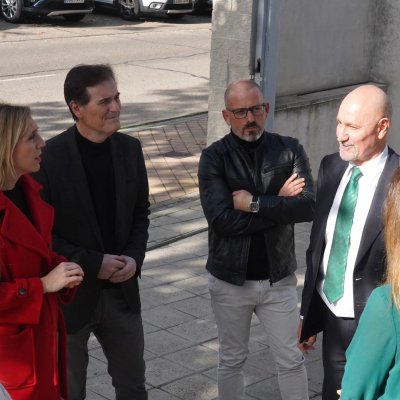 Candelaria Testa, alcaldesa de Alcorcón, con Antero Fernández de la Mela, secretario General de la Mutua