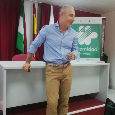 Fraternidad-Muprespa participa en una jornada en el Colegio de Médicos de Huelva