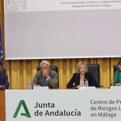 Integrantes de la mesa inaugural de la jornada