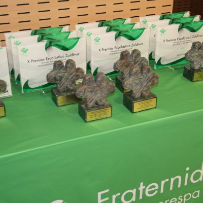 Mesa de los premios y distinciones