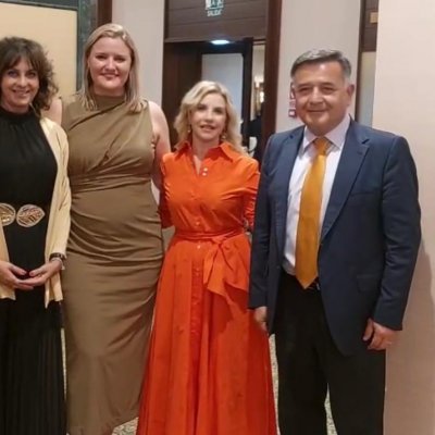 Natalia Fdez. Laviada junto a otros invitados al acto