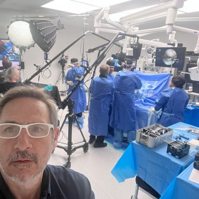 Retransmisión del equipo médico en quirófano