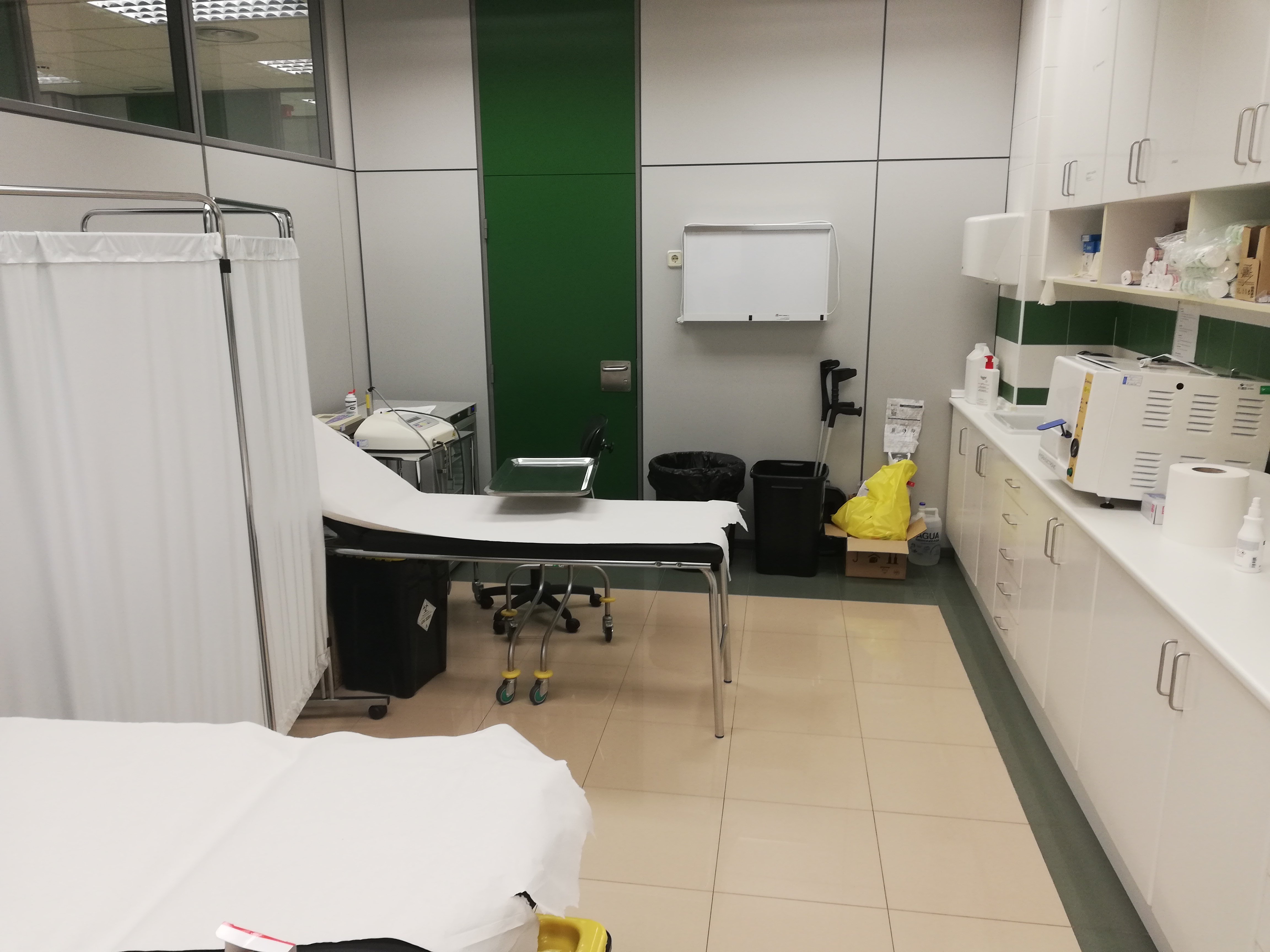 Sala de curas - FRATERNIDAD-MUPRESPA. Alcalá de Guadaira