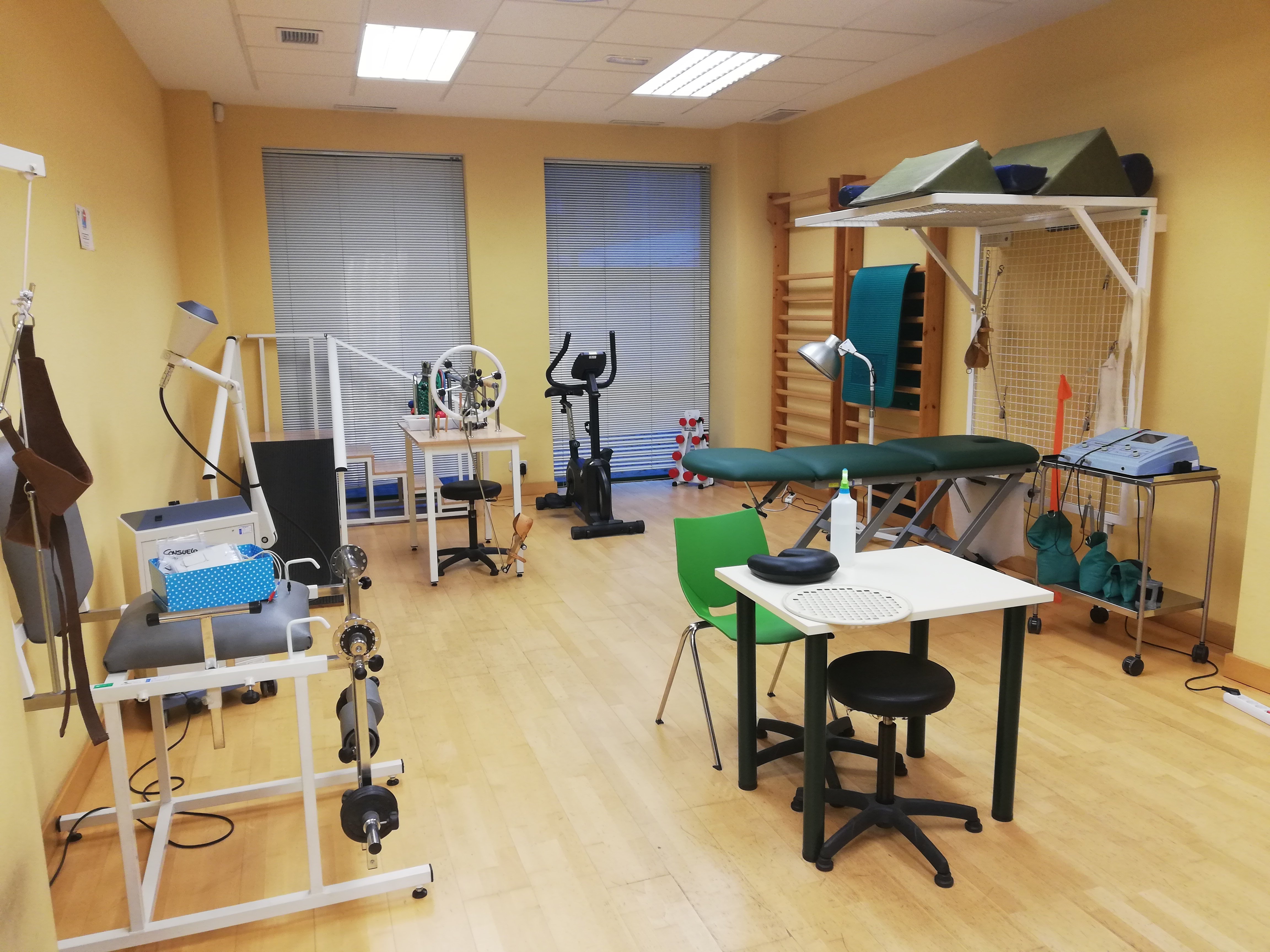 Rehabilitación - FRATERNIDAD-MUPRESPA. Alcalá de Guadaira