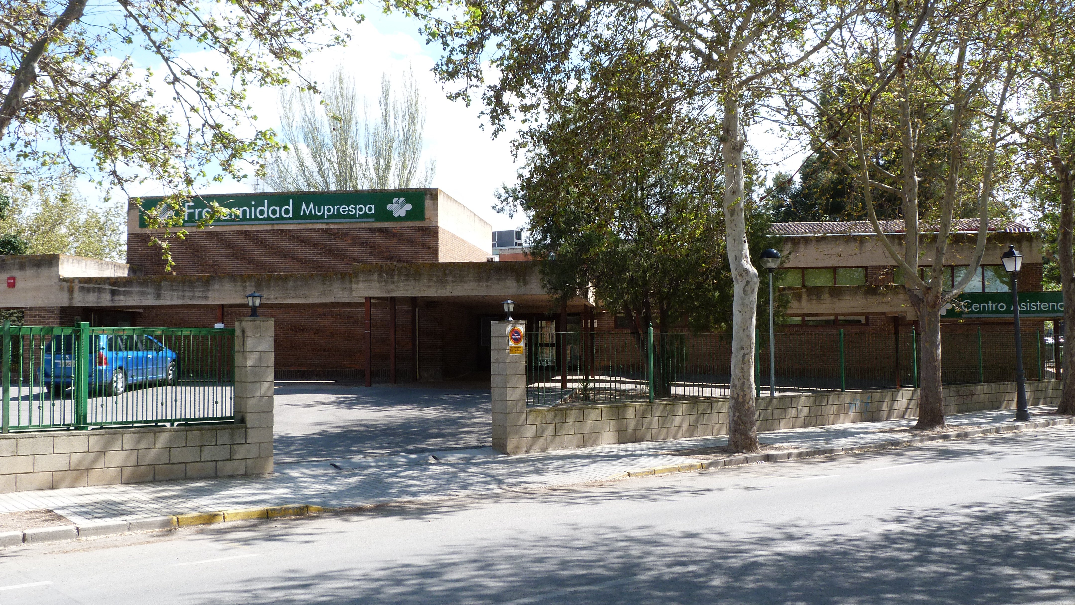 Fachada - FRATERNIDAD-MUPRESPA. Almansa