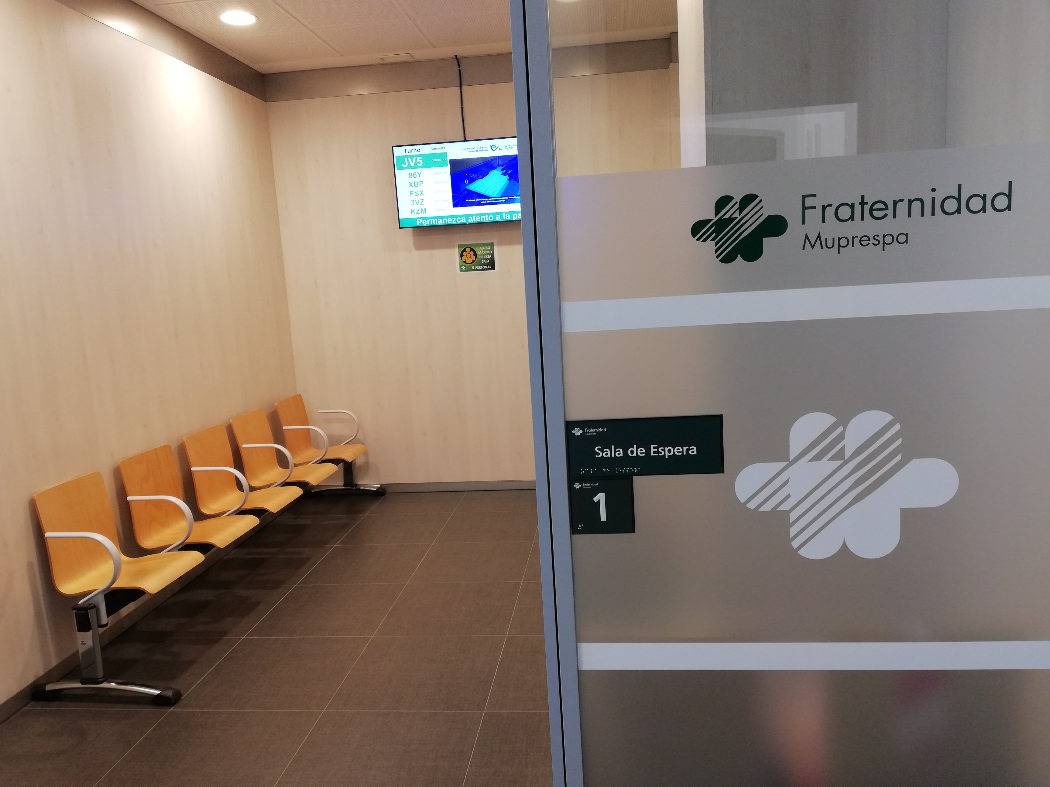 Sala de espera - FRATERNIDAD-MUPRESPA. Aranda de Duero