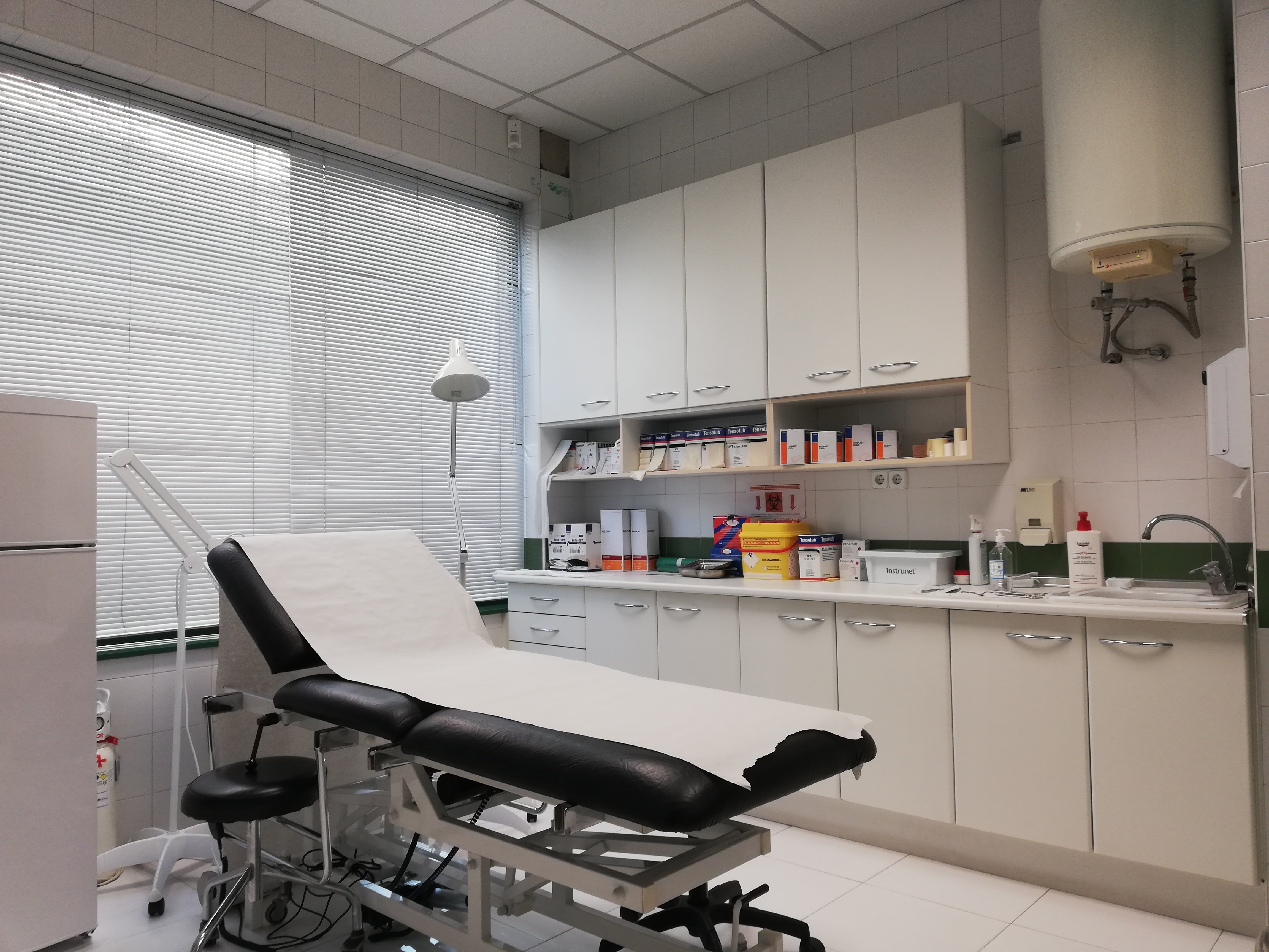 Sala de curas - FRATERNIDAD-MUPRESPA. DIRECCIÓN PROVINCIAL DE CASTELLÓN / CASTELLÓ