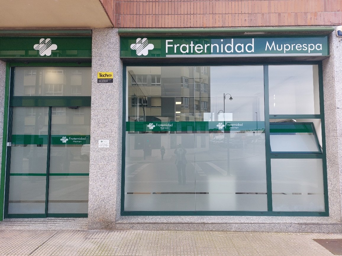 Fachada II - FRATERNIDAD-MUPRESPA. AVILÉS